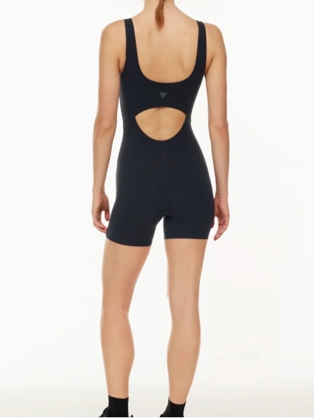 Aritzia sleek black